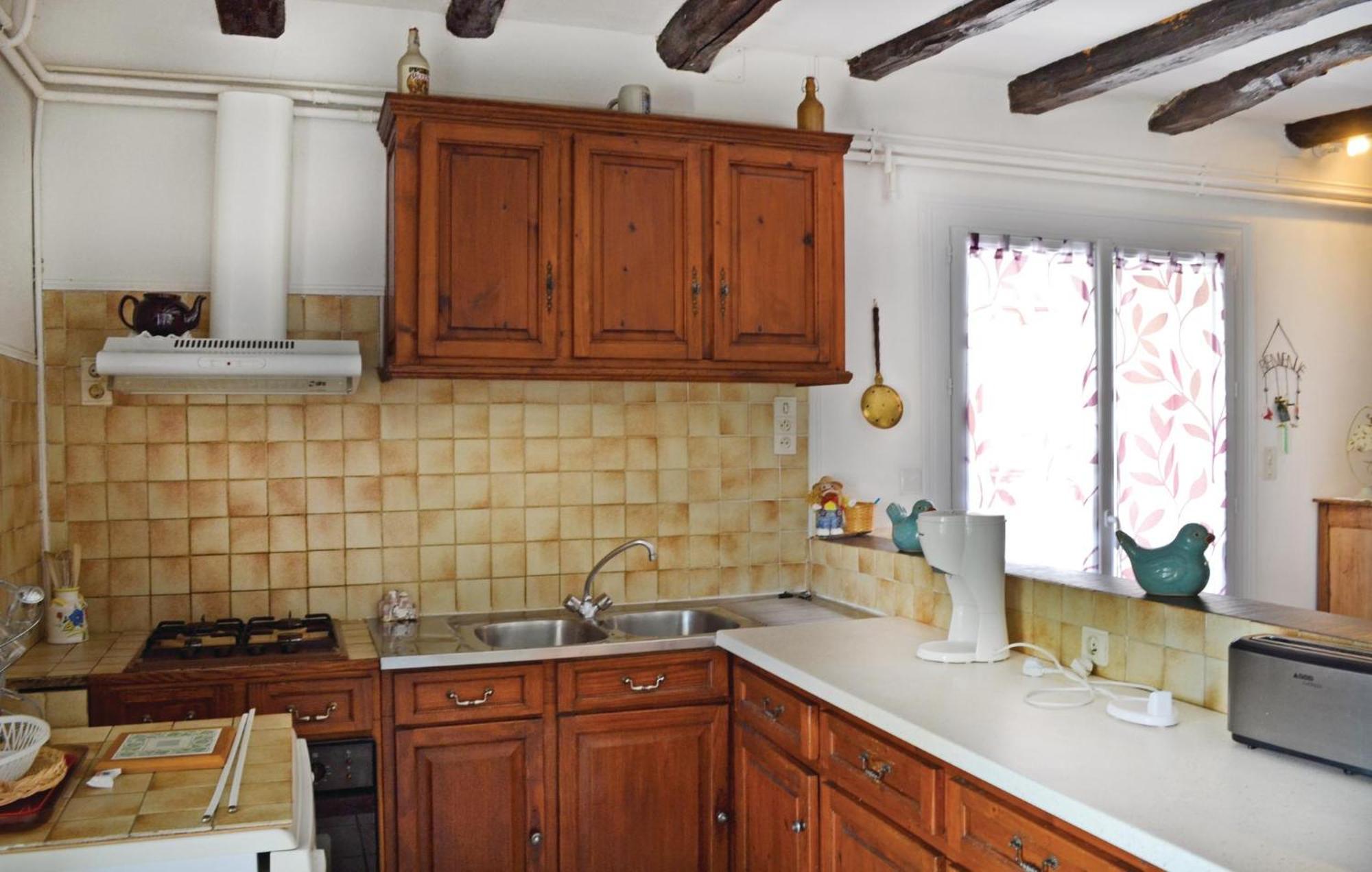 Amazing Home In Ladornac With Kitchen La Dornac Bagian luar foto